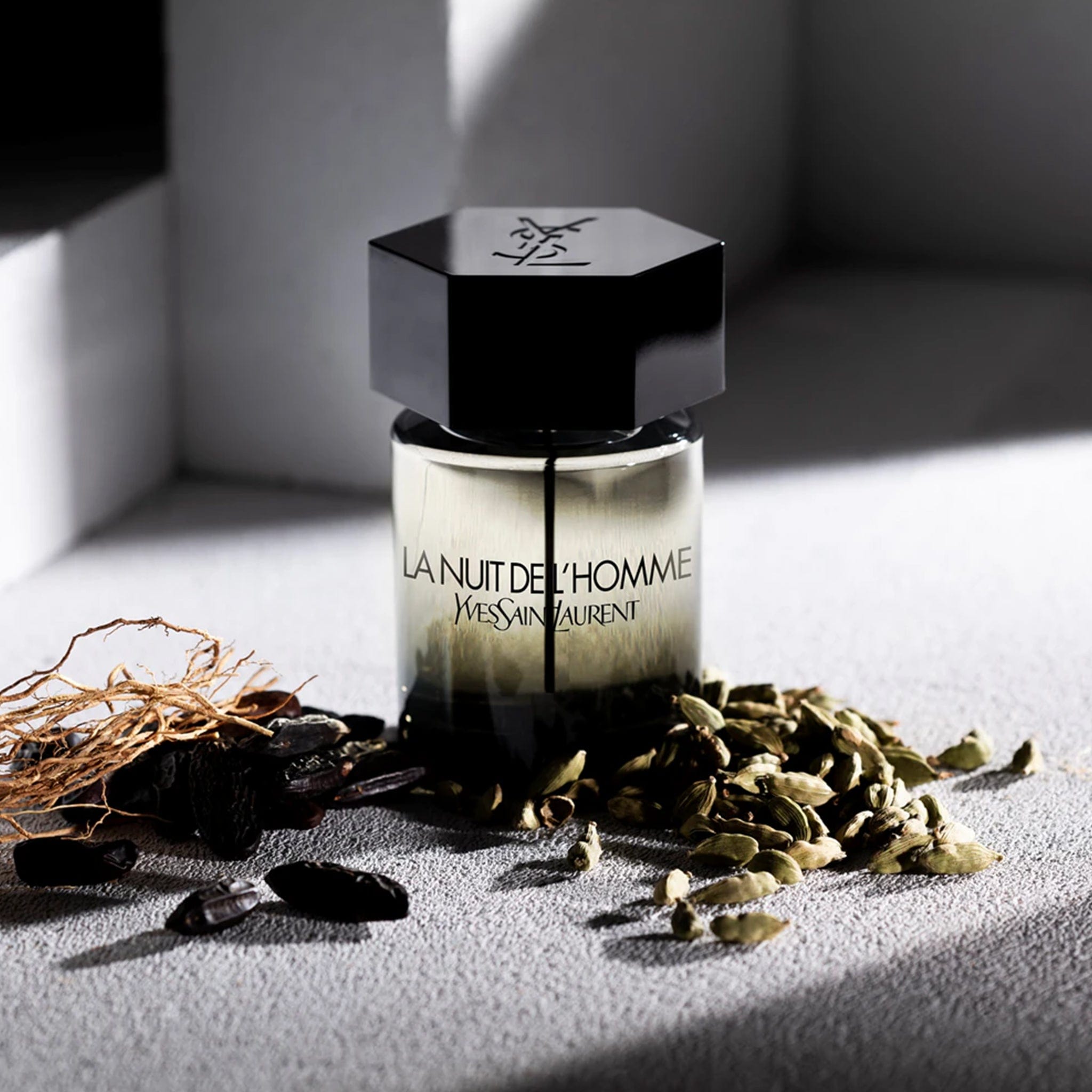 La Nuit de l'Homme by Yves Saint Laurent - Apa de toaleta barbati - 100 ml